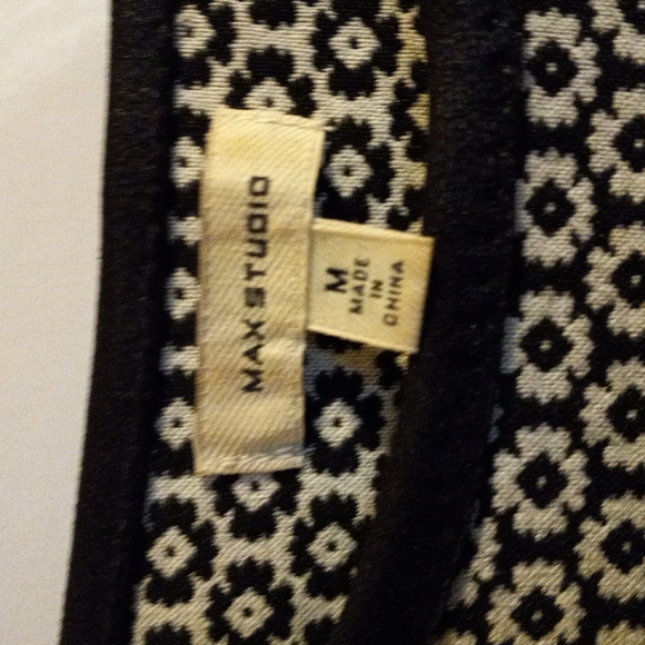 Max Studio Black & White Tunic - Picture 2 of 8